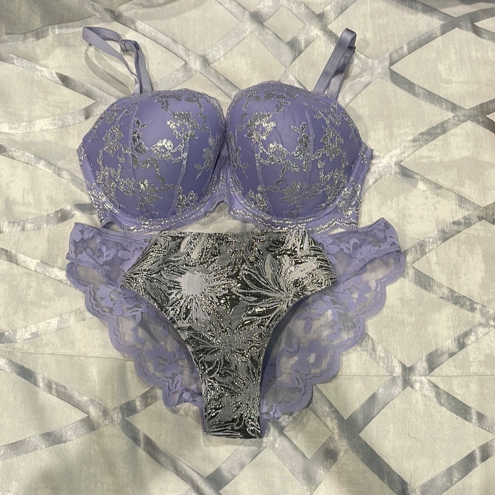 VS Victoria’s Secret bra and panty